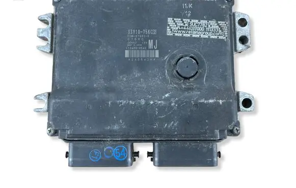 Suzuki SX4 Engine control unit/module 3391075KC2 075KC 1124000542