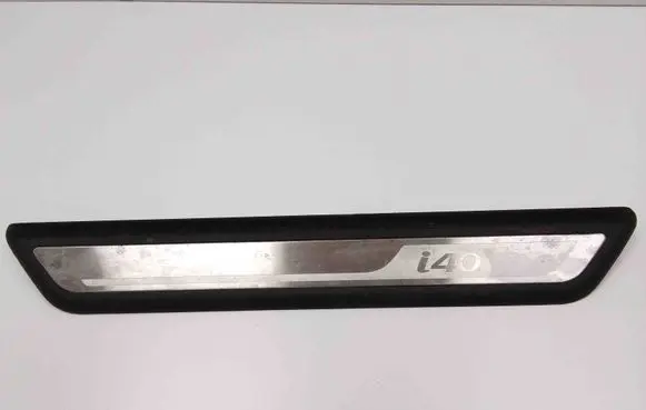 Hyundai i40 Front sill trim cover A049100 858833Z100