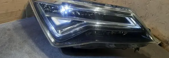 Seat Ateca Headlight/headlamp 