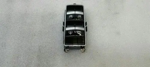 Mercedes-Benz S W221 Rear door window switch trim A2218709410