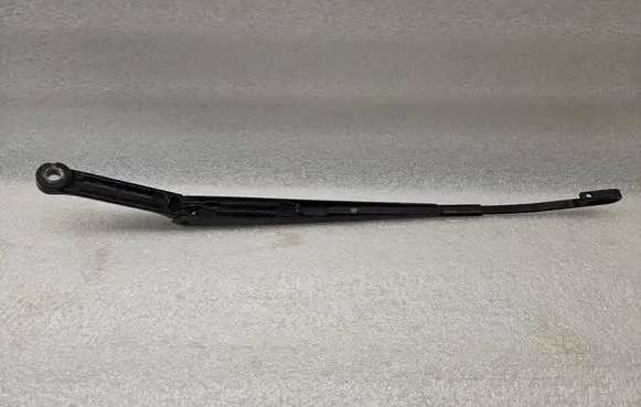 Audi A4 S4 B5 8D Front wiper blade arm 8D2955408C