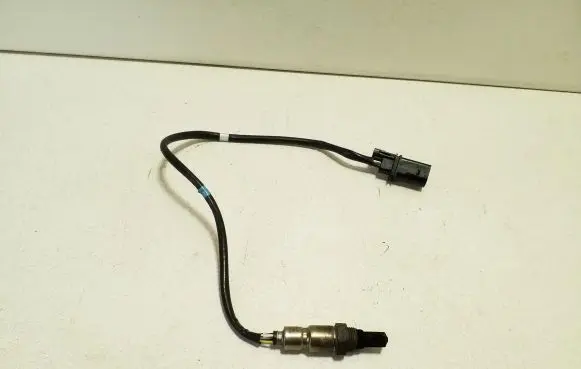 Volkswagen Tiguan Lambda probe sensor 04L906262M