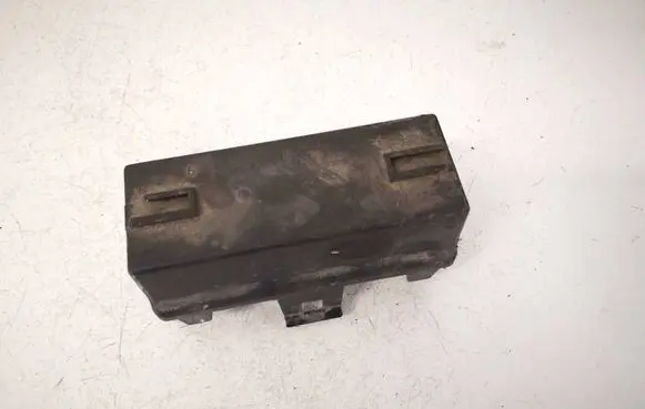 Opel Meriva A Fuse box cover 24437030