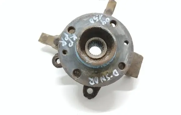 Front wheel hub