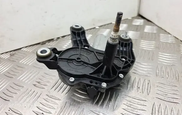 Mini One - Cooper Coupe R56 Rear window wiper motor 6932013 67636932013 53024112