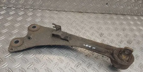 Toyota Avensis T270 Rear upper control arm/wishbone 