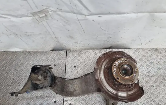 Mini Cooper Countryman R60 Rear wheel hub 9805657