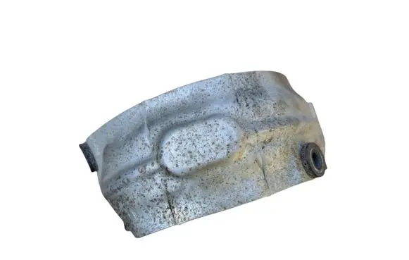 Toyota Avensis T270 Heat shield in engine bay 172710R020