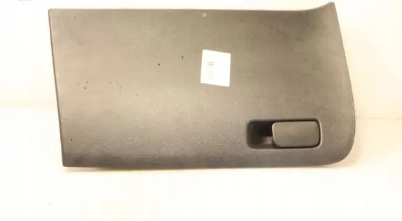 Glove box
