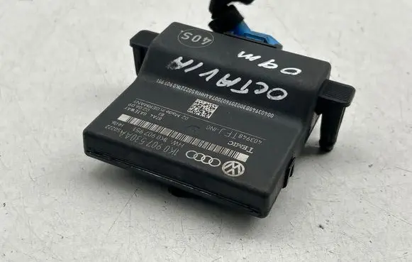 Skoda Octavia Mk2 (1Z) Gateway control module 1K0907530AA 1K0907951 403948