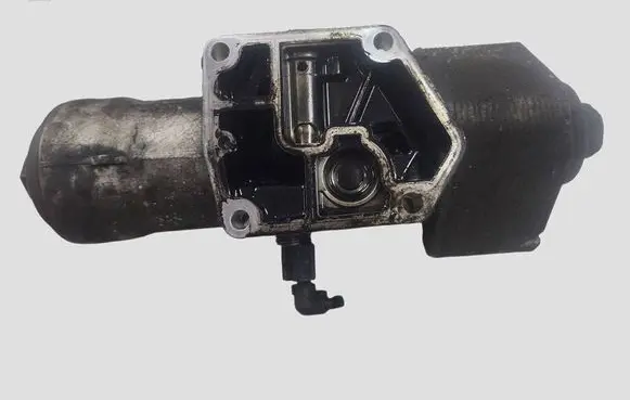 Volkswagen PASSAT B6 Oil filter mounting bracket 045115389K
