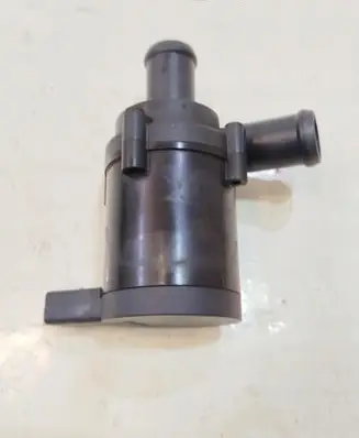 Volkswagen Amarok Water pump 7H0965561