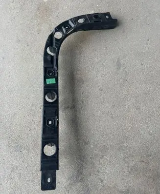 Seat Altea Rear bumper mounting bracket 5P0807864B