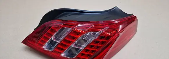 Peugeot 508 Rear/tail lights 9686293680A