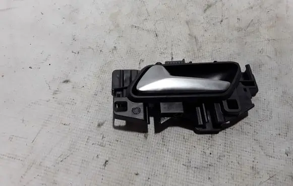Peugeot 2008 II Front door interior handle 98201553