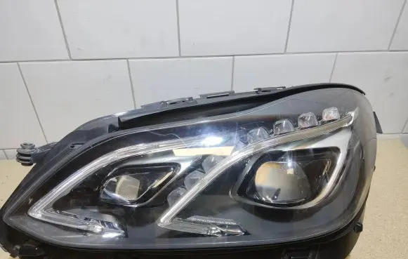 Mercedes-Benz E W212 Headlight/headlamp A2129062903KZ A2129062903
