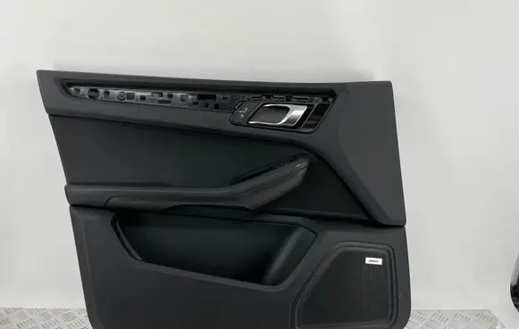 Porsche Macan (95B) Front door card panel trim 95B867105 95B867011