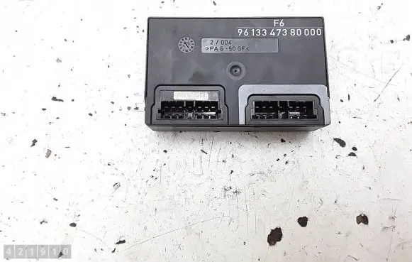 Peugeot 406 Door central lock control unit/module 9613347380
