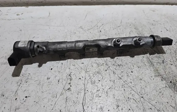 Fuel main line pipe