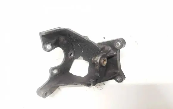 Subaru B9 Tribeca Engine mounting bracket