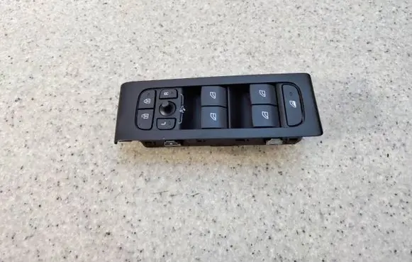 Volvo XC40 Electric window control switch 32279442