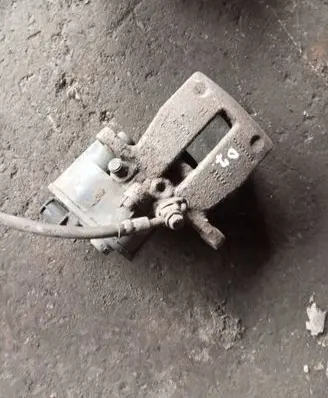 Volvo XC60 Rear brake caliper 32332594