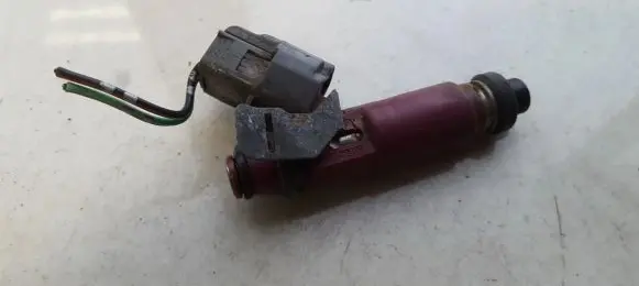 Mazda 3 I Fuel injector 1955003310 195500-3310