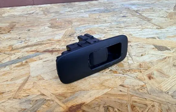 Nissan Qashqai+2 Electric window control switch 25411BR00A