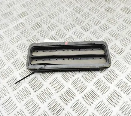 Maserati Ghibli Quarter panel pressure vent 15143604