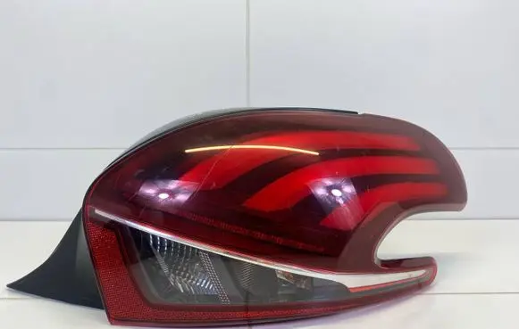 Peugeot 208 Rear/tail lights 9810430580
