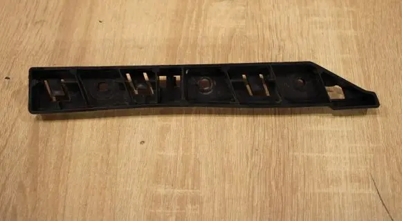 Alfa Romeo Giulietta Front bumper mounting bracket