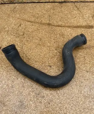 Volvo V70 Engine coolant pipe/hose 08671393