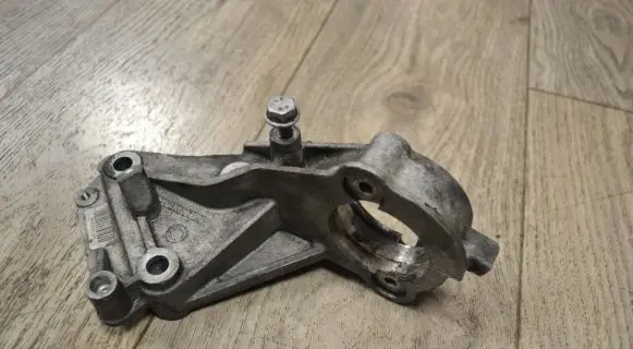 Fiat Ducato Engine mounting bracket 5802081191