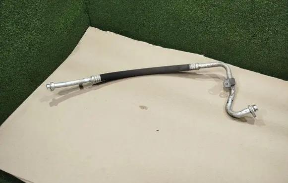 Opel Movano B Air conditioning (A/C) pipe/hose 924543191R