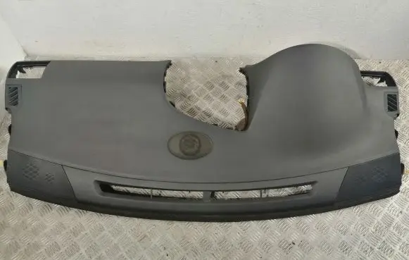 Toyota Avensis T270 Dashboard 5530205060C0 5598105010