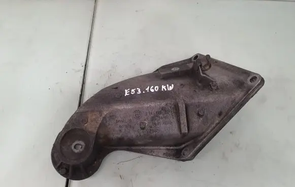 BMW X5 E53 Engine mounting bracket 6761565 22116761565