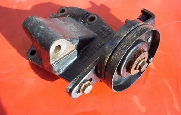 Citroen Jumper Engine mounting bracket 9603597980