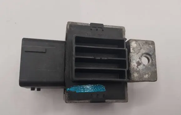 Citroen Berlingo Glow plug pre-heat relay AV6112A343BA 9663824880