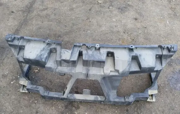Renault Scenic II - Grand scenic II Radiator support slam panel