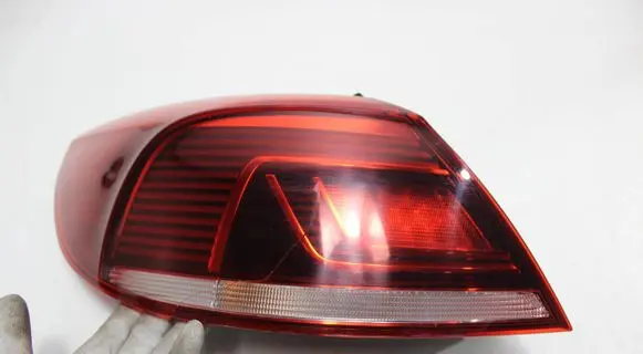 Volkswagen PASSAT CC Rear/tail lights 3C8945207AD 81170101