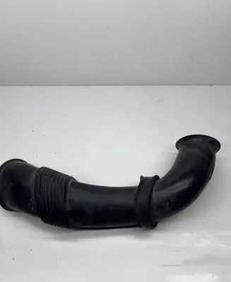 Porsche Cayenne (9PA) Air intake duct part 7L5129752 7L5129609