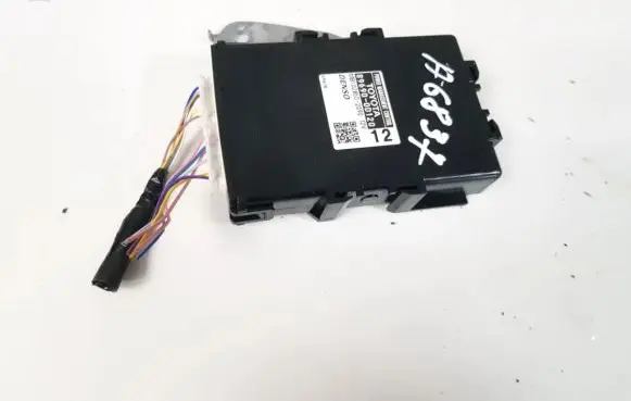 Toyota Yaris Other control units/modules 896900d120