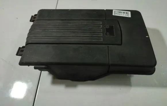 Skoda Octavia Mk2 (1Z) Battery box tray cover/lid 1K0915443A