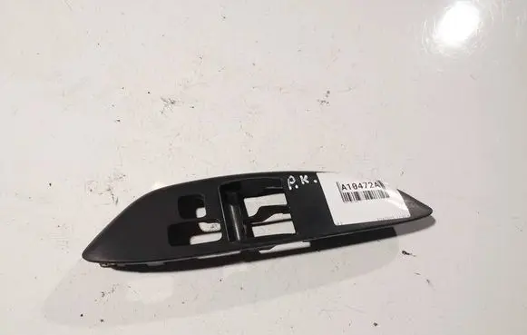 Toyota Yaris Other front door trim element 
