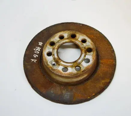 Volkswagen Golf VII Rear brake disc