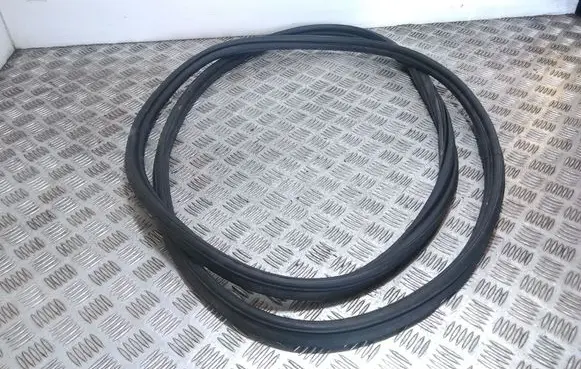 BMW X6 F16 Trunk rubber seal (body) 