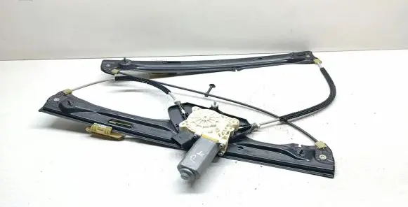 BMW X3 F25 Front door window regulator with motor 7322747