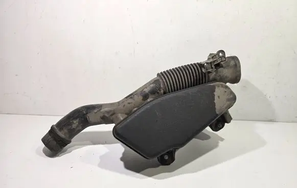 Intake resonator