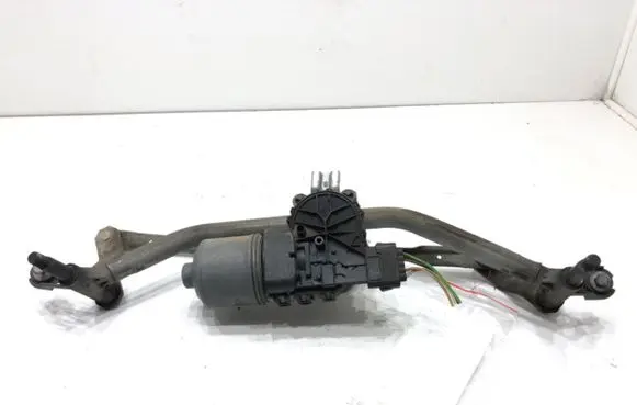 Peugeot 207 Front wiper linkage and motor 3397020769