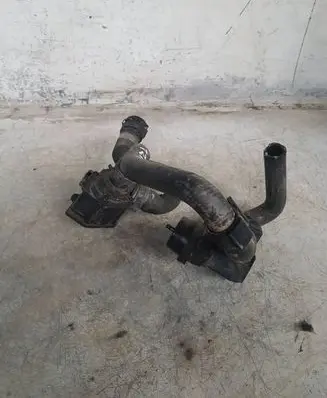 Audi Q5 SQ5 Engine coolant pipe/hose